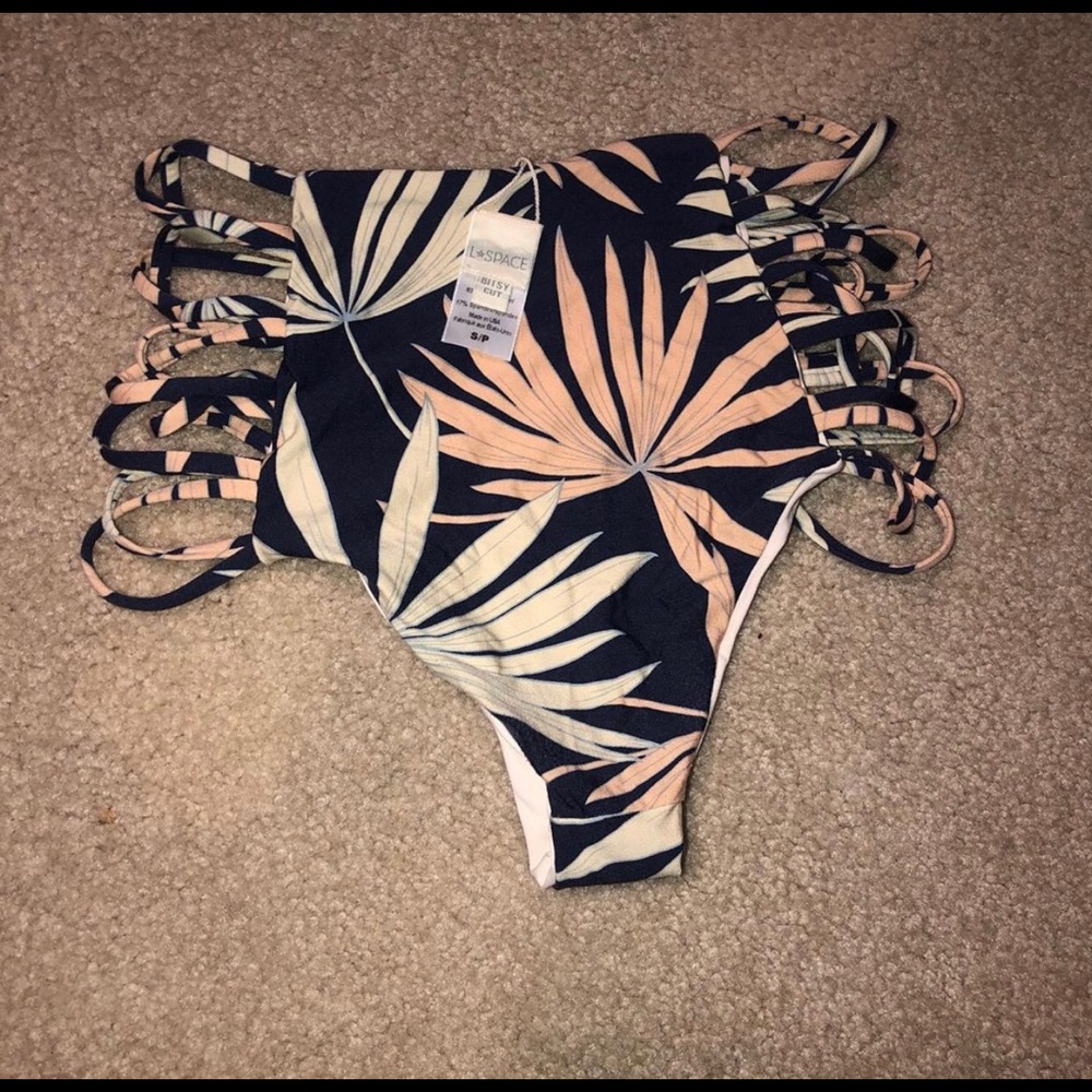 L space bottoms - worn maybe 4 times -